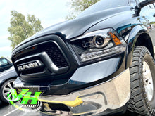 Cargar imagen en el visor de la galería, 13-18 Dodge Ram 1500 “Rebel” Style Grill
