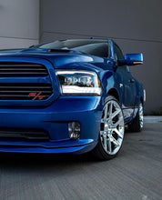 Cargar imagen en el visor de la galería, 09-18 Dodge Ram Sequential Dual Projector Headlights
