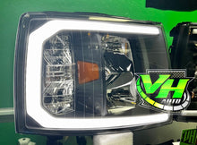 Cargar imagen en el visor de la galería, 07-13 Chevy Silverado &quot;Switchback Sequential Big C Reflector&quot; Headlights
